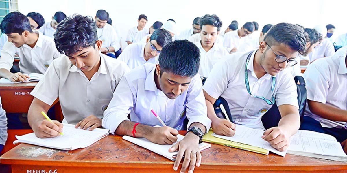স্বল্প ও মধ্যমেয়াদি অর্থায়ন অধ্যায়ের ৩টি অনুধাবনমূলক প্রশ্ন ও উত্তর, ৪র্থ পর্ব, এইচএসসি পরীক্ষার ফিন্যান্স, ব্যাংকিং ও বিমা ১ম পত্র